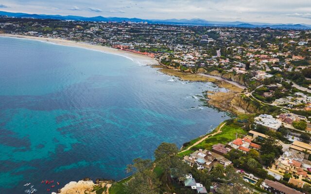 Seashore V by Avantstay Sleek La Jolla Flat 5mins From the Beach!