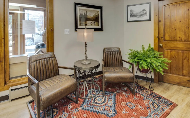 Pine Ridge Condominiums
