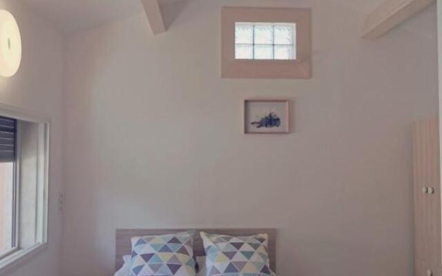 STUDIO PRIVATIF CLIMATISÉ , TERRASSE ET PiSCINE