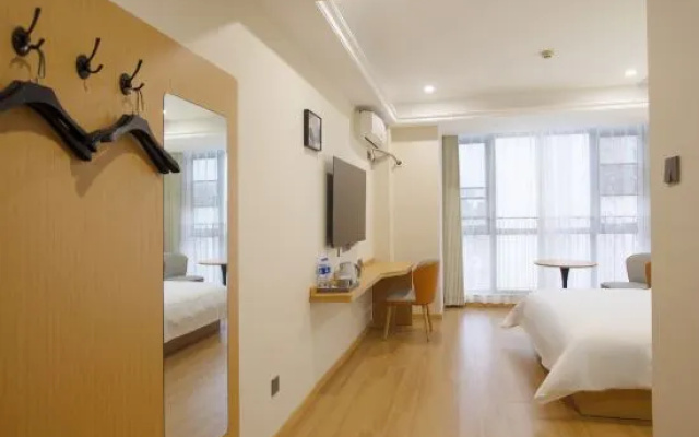 Meiji Hotel (Zhengzhou South Third Ring Yellow River Science and Technology College) – Guest Rooms – Zhengzhou