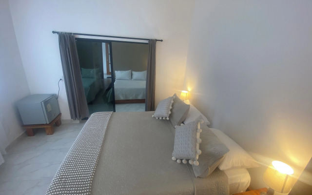 Hostal Baltra (Galapagos Apart and Suites)