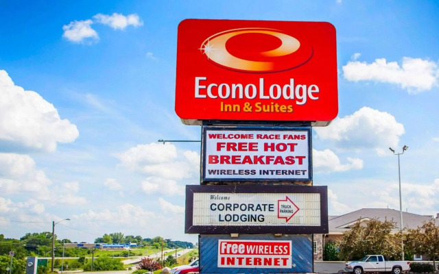 Econo Lodge Inn & Suites Newton