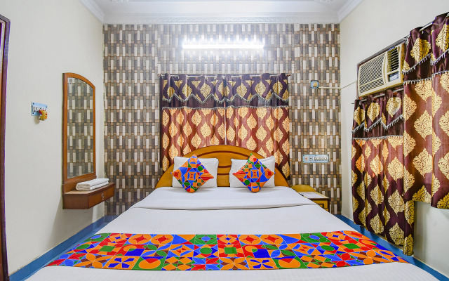Fabexpress Heritage Inn