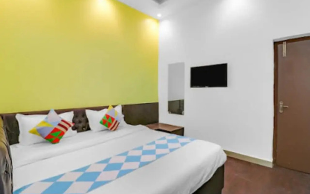 Goroomgo Royal Stay Gadiyahat Kolkata