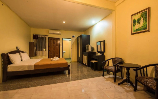 Starlight Beach Resort Chumphon