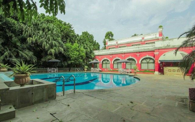 OYO 8771 Hotel Allahabad Regency