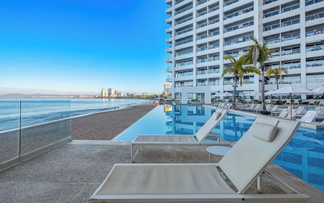 Panoramic Hot Tub Oceanview Penthouse