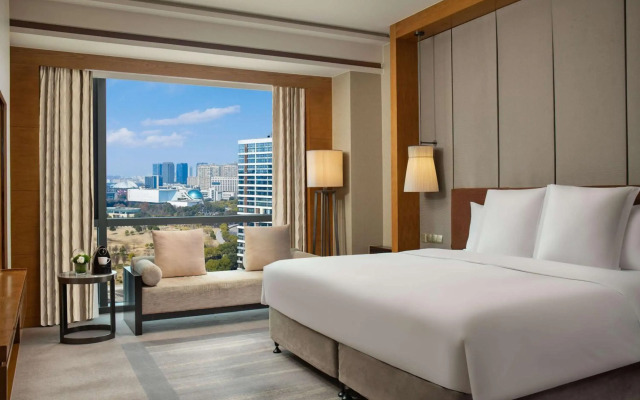 Pullman Haining