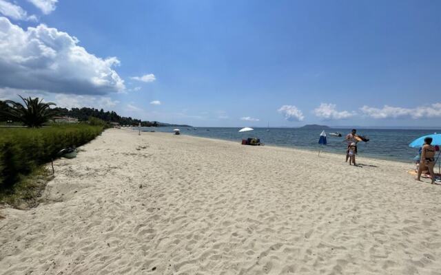 Stunning Beachfront Villa for Rent