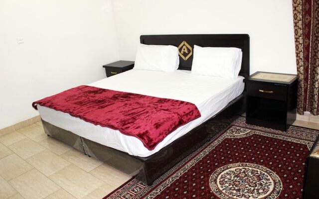 Al Eairy Furnished Apartments Qassim 2