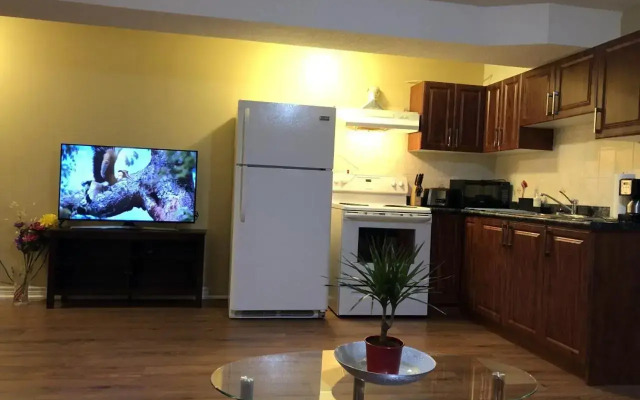 Spacious 2 Bedroom guest suite