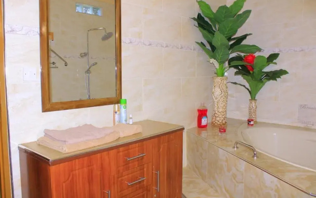 Bush Adventure Guest House