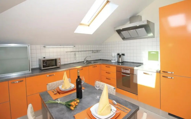 Nice Home in Kastel Luksic With Wifi and 1 Bedrooms