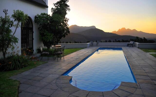 Elephant Lodge