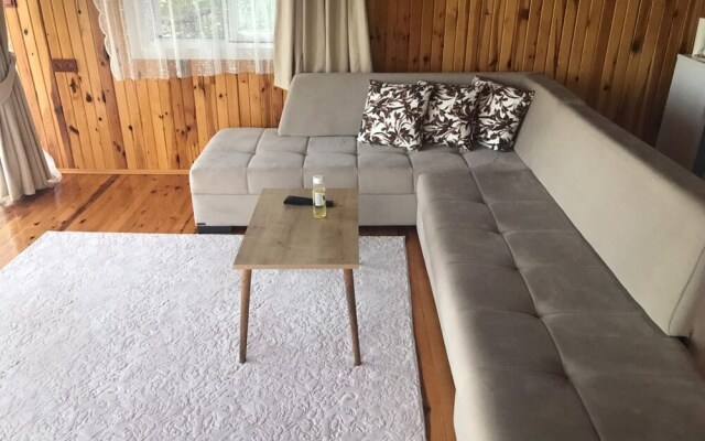 Tiny House With Shared Pool in Konyaalti
