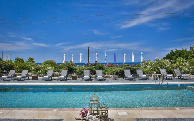 Nefeli Villas and Suites