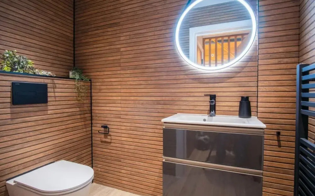 Ty Cyfoes - Luxurious 4 Bedroom - St. Florence