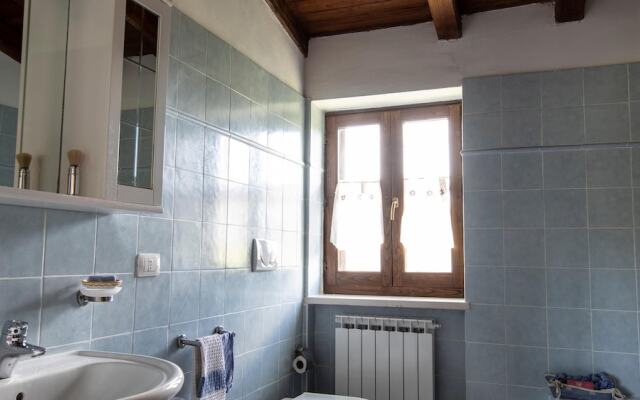 Casale Nasca In Pietra Immerso Nel Verde