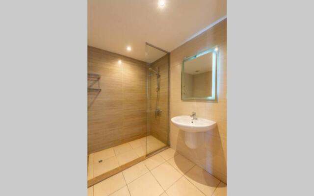 Cozy studio in GCribs with pool - Golden Apartments