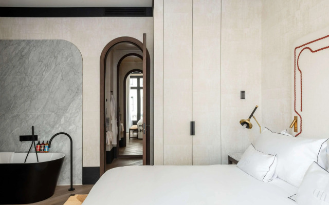 Hotel Montera Madrid, Curio Collection By Hilton