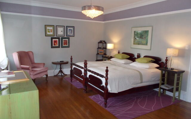 Springbank House