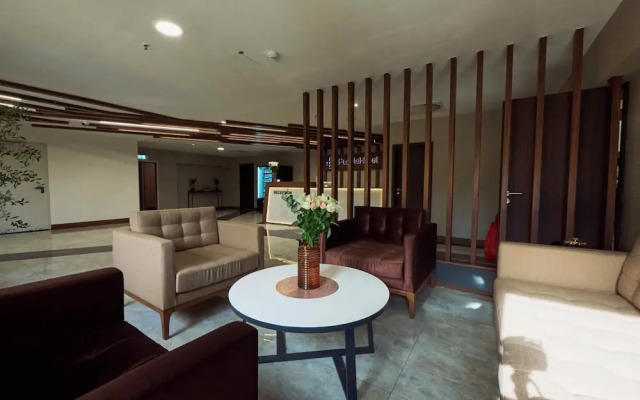 Puzzle Hotels