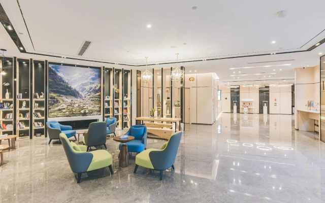 Atour Hotel Haining Leather City Nanguanxiang