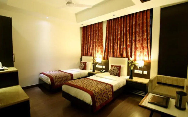 The Prime Balaji Deluxe @ New Delhi Railway Station