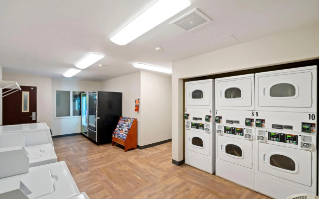 Extended Stay America Suites Washington DC Centreville Manas