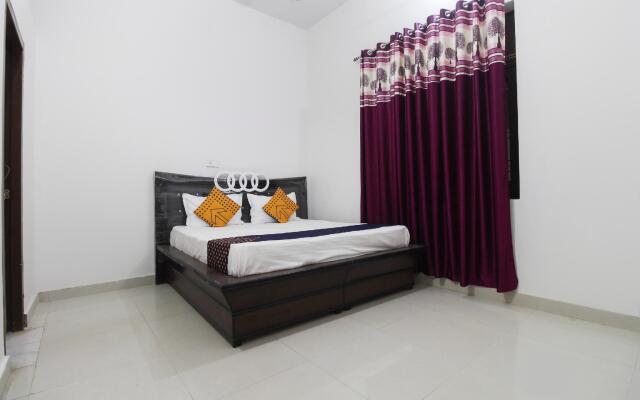 Green Valley by OYO Rooms