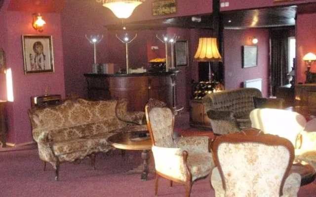 Hostel Otard