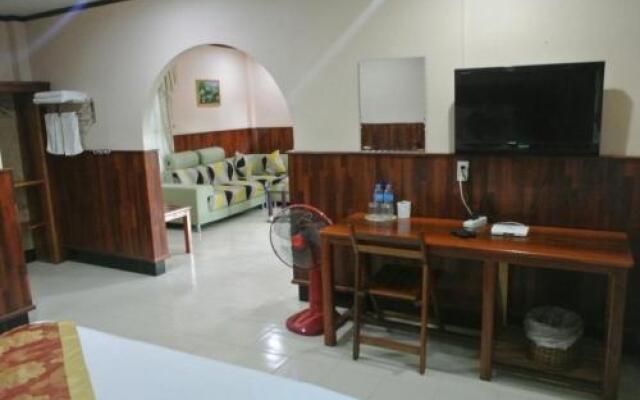 Soulinsouk Resort
