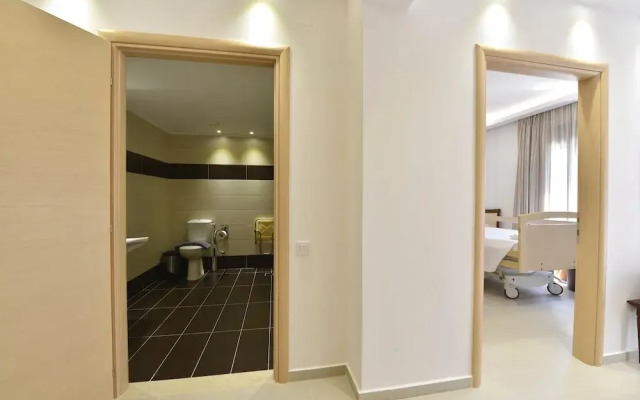 Alexander AMEA Hotel