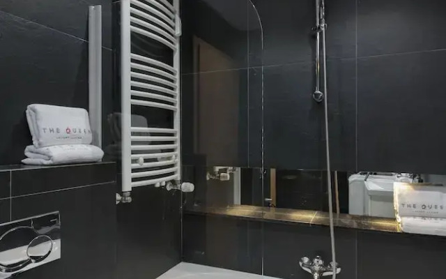 The Queen Luxury Apartments - Villa Serena