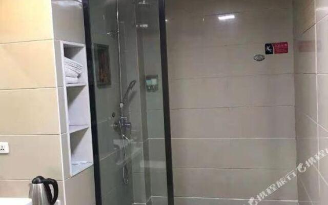 Qianjiang Jiayu Garden Hotel