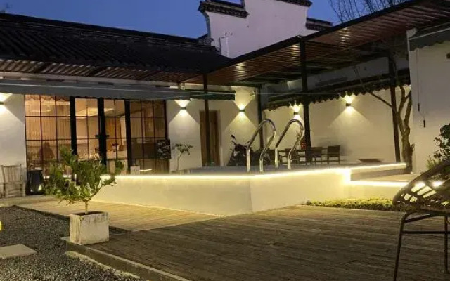 Furong Tangwai Hostel
