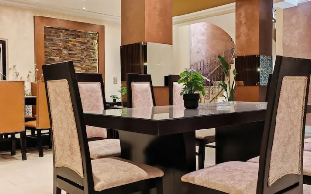 Rujia Chinese Homestay