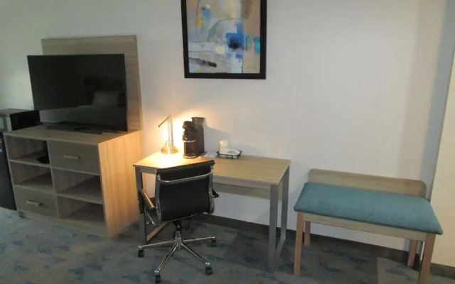 Best Western Plus Bonham