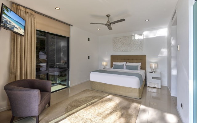 Villa 2 The Edge Oceanfront  Deluxe 4 Bedroom Near Marina With Golf Buggy – Guest Rooms – Hamilton Island