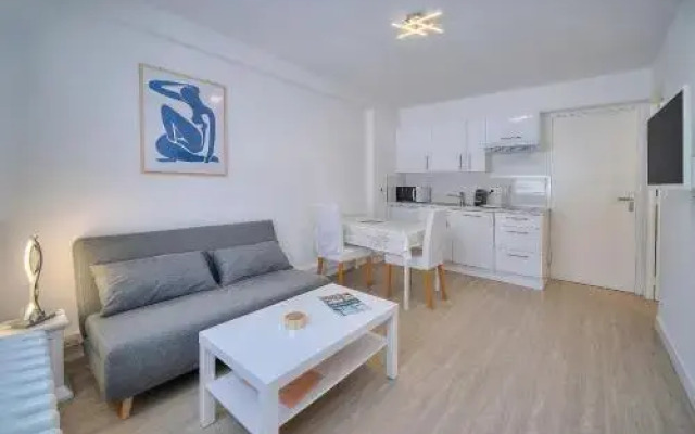 Renovated apartment with terrace