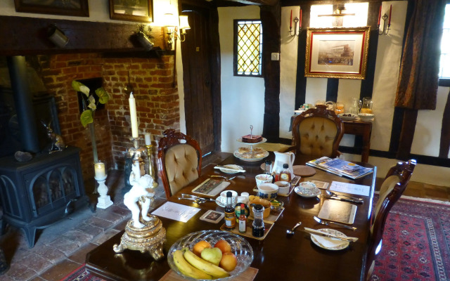 Greyhound Cottage