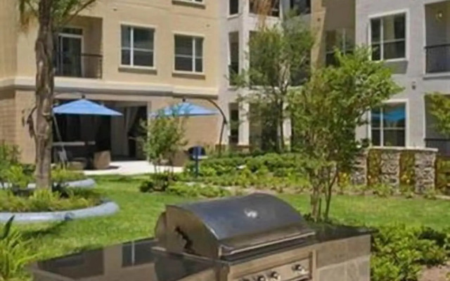 Luxury Living at City Center Houston