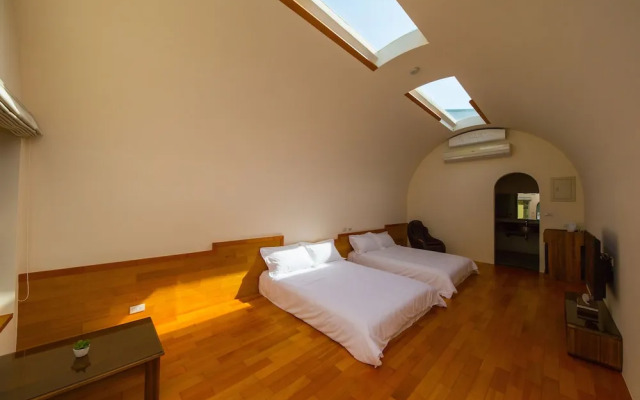 Caves B&B