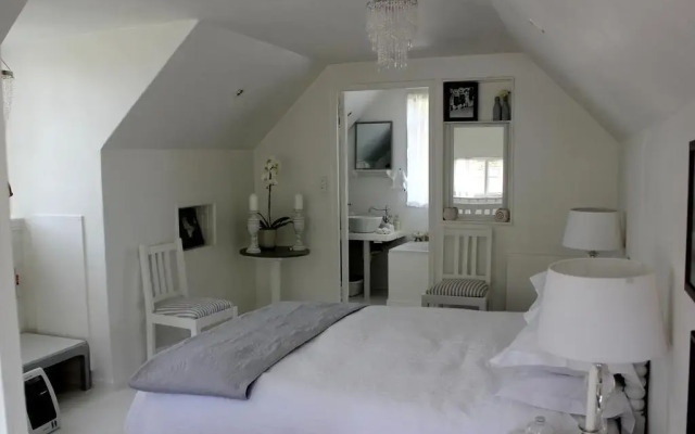 Marina Cottage