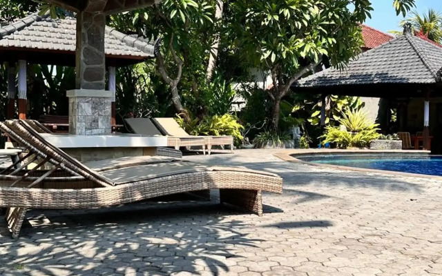 Puri Bali Lovina