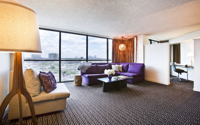 Hotel Derek