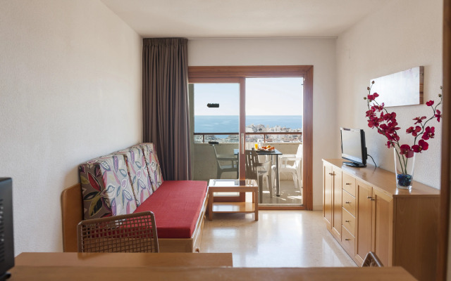 Apartamentos La Era Park