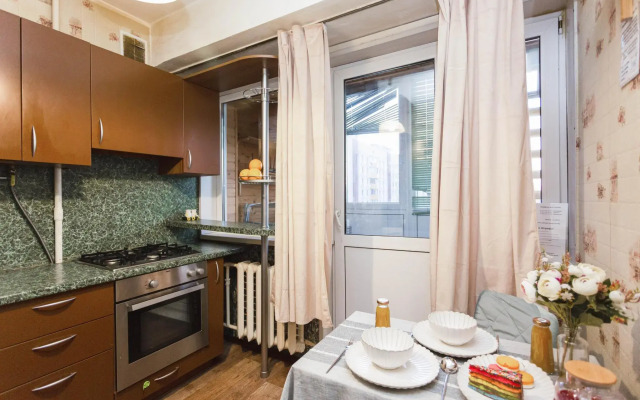 Moment House on Slavyansky Boulevard