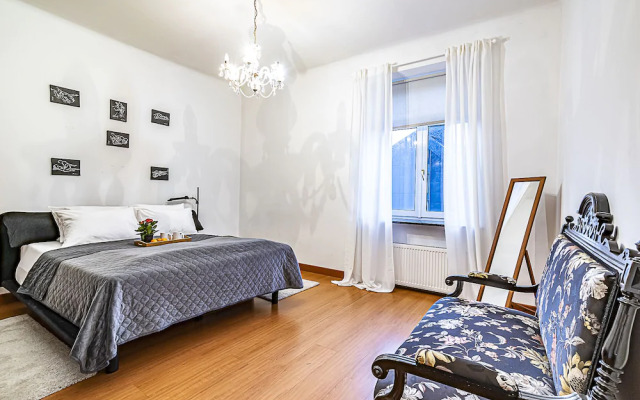 Rentapart Oldtown Apartments