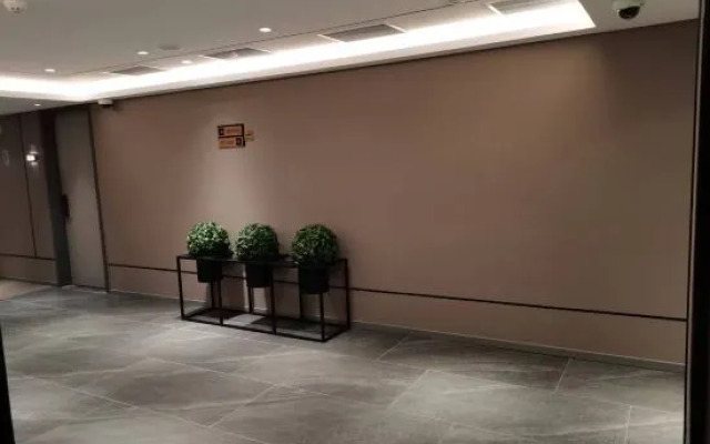 Homeinn Selected Hotel (Shanghai Tangqiao Center)